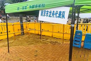 明日湖人战太阳：浓眉八村塁范德彪大概率出战 詹姆斯出战成疑